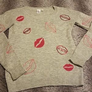 Oh MG! Lip sweater
